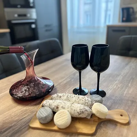 Appartement Centre -t3- Wine Themed