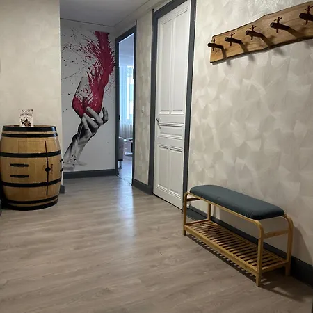 Centre -t3- Wine Themed * Tain-l'Hermitage