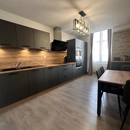Centre -t3- Wine Themed Tain-lʼHermitage