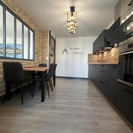 Centre -t3- Wine Themed Apartman